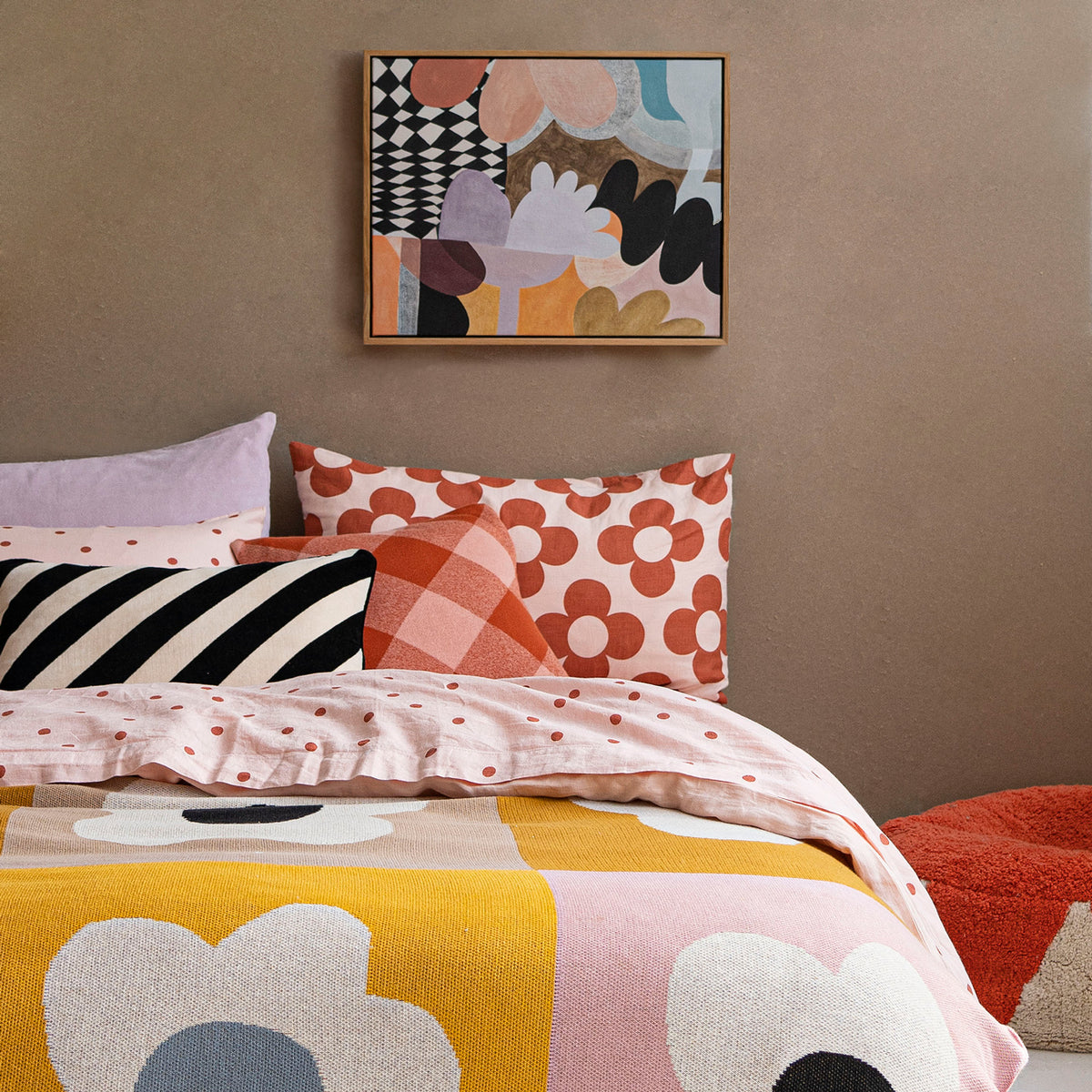 HARLEQUIN BED CASTLE