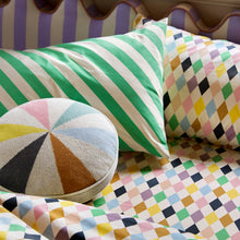 BEACH BALL KNIT ROUND CUSHION