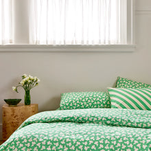 APPLE STRIPE PILLOWCASE