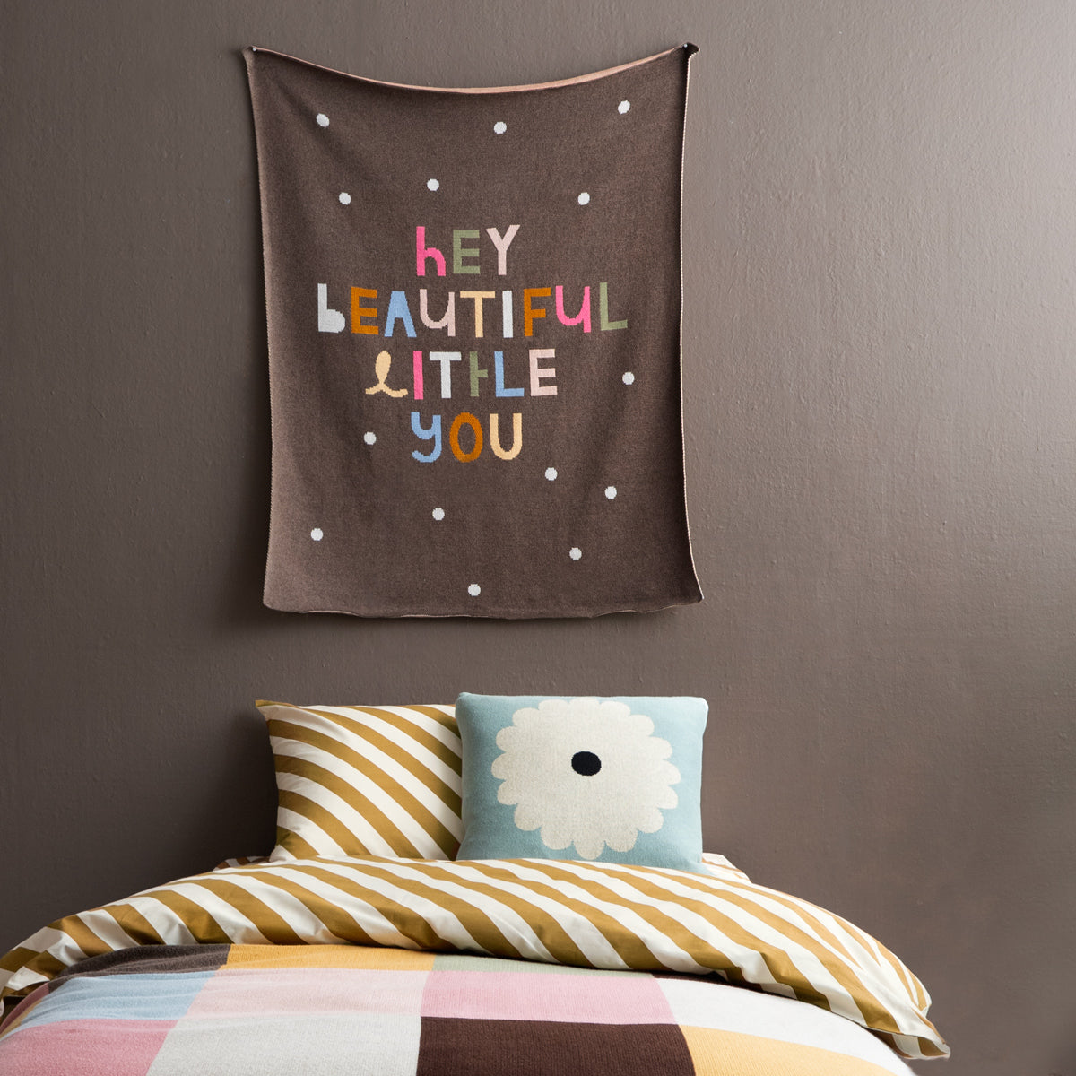 HEY BEAUTIFUL LITTLE YOU THROW