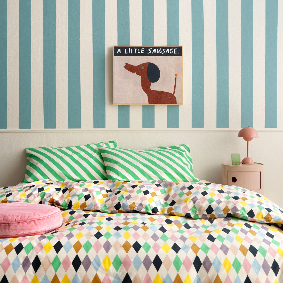 HARLEQUIN BED