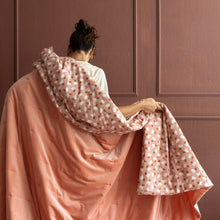 ROSY VELVET BEDSPREAD