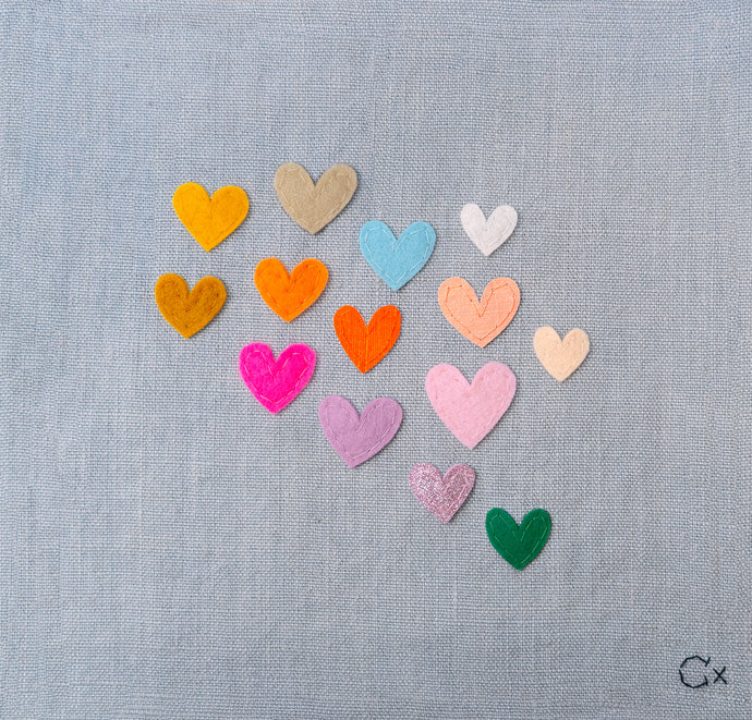 14 LITTLE RAINBOW HEARTS