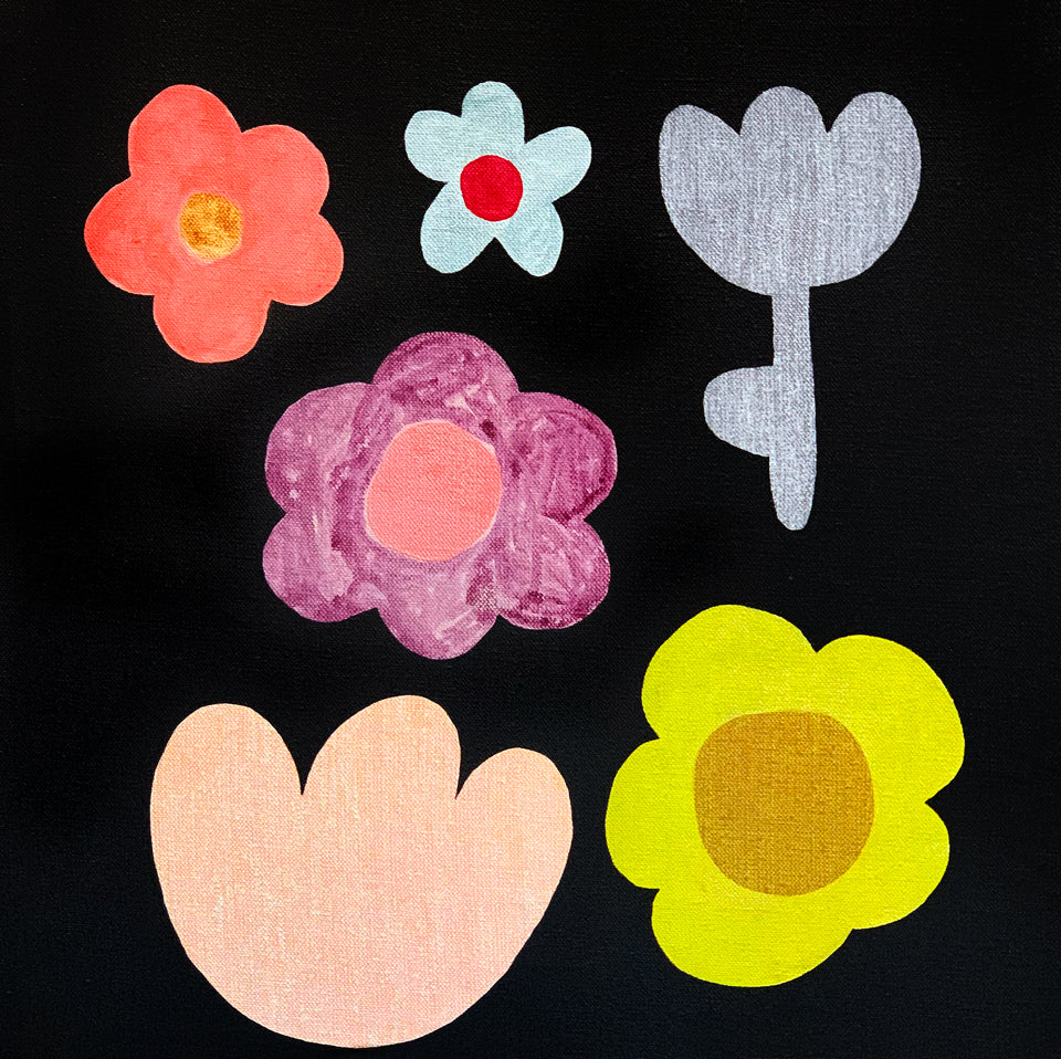 6 LITTLE FLOWERS