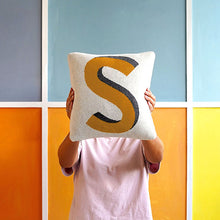 LETTER S MINI KNIT CUSHION