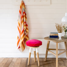 PINK VELVET PENNY ROUND CUSHION