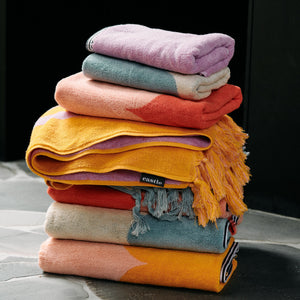 MILKY HAND TOWEL
